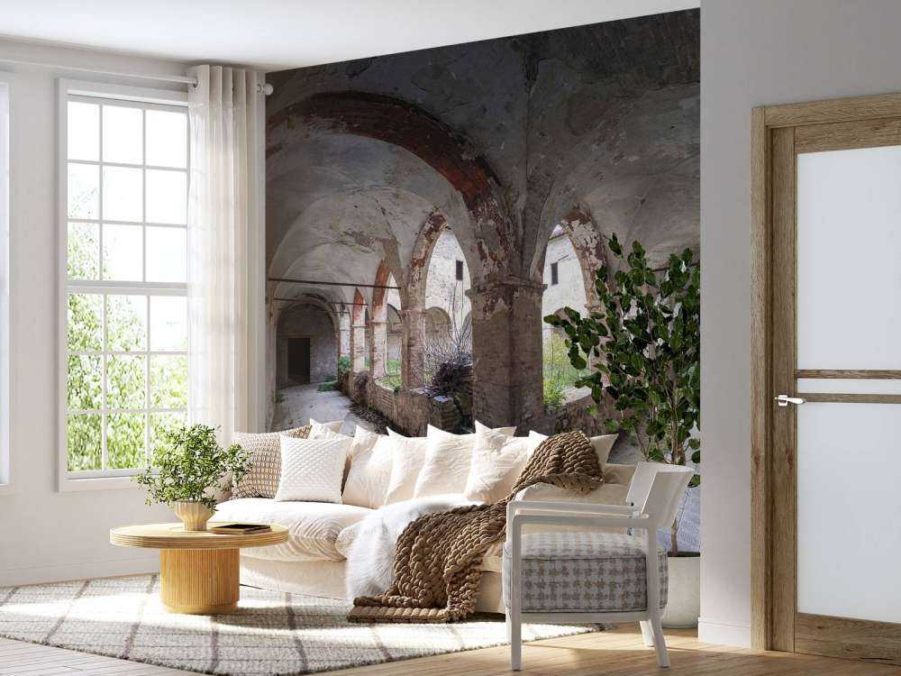 Verlaten Kloostergang in Verval