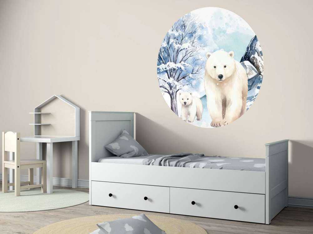 IJsberen in winterse bergen