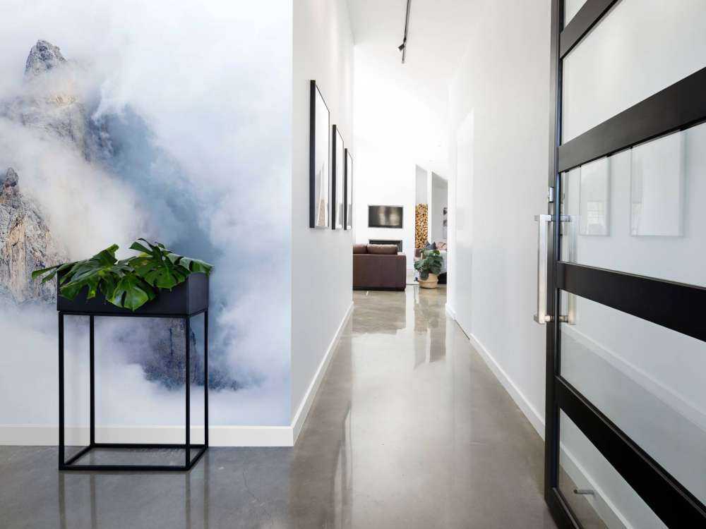 Verborgen Bergtoppen in de Mist