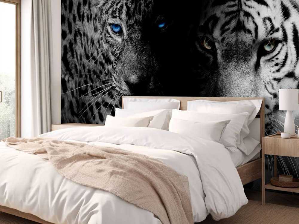 Tijger en luipaard in zwart-wit