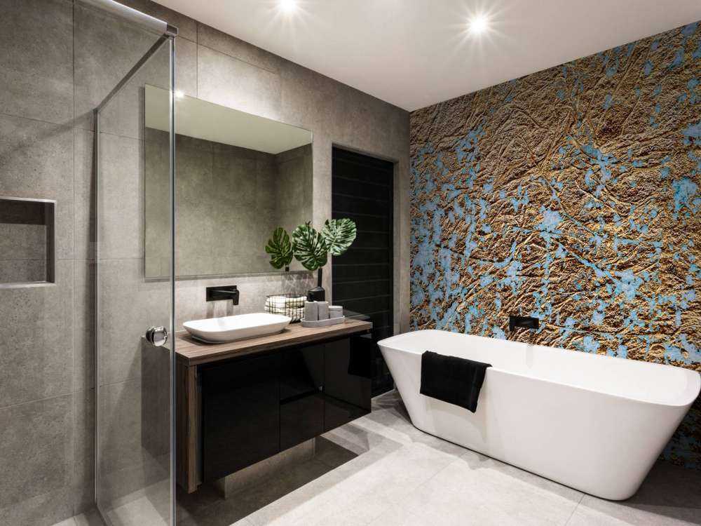 Slordige blauwe muur met goud