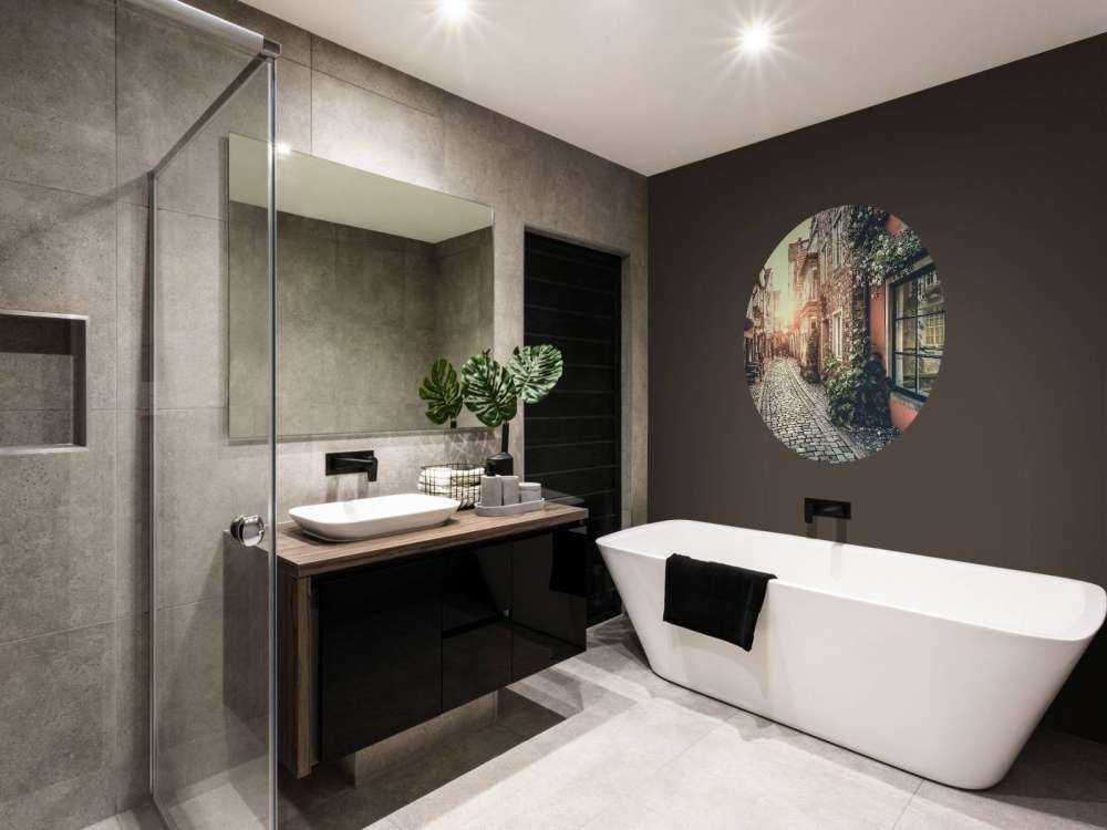 Zonsondergang in een oud straatje