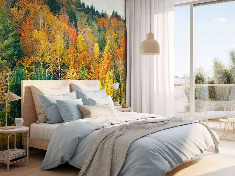 Meer met herfstbomen