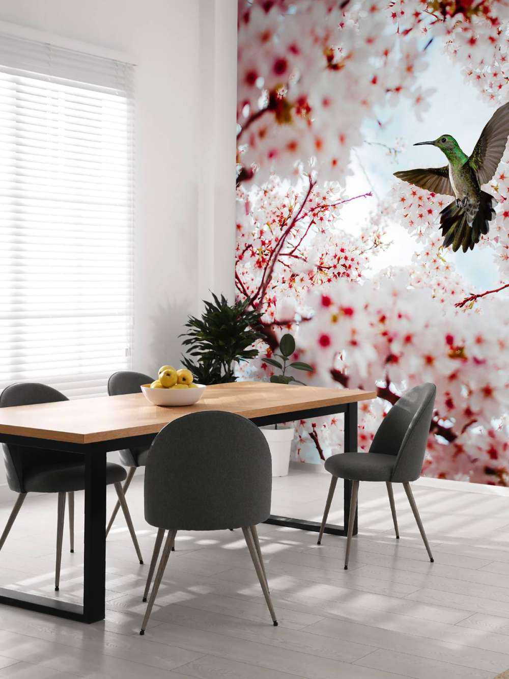 Kolibrie tussen de bloesems