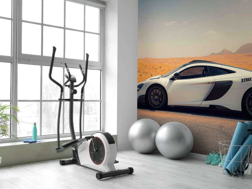 McLaren 675LT in de woestijn