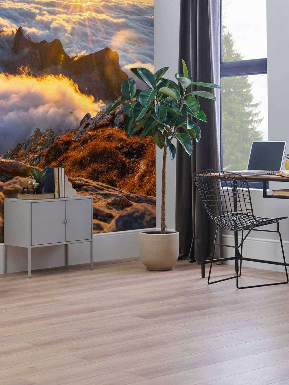 Zonlicht boven wolkenzee