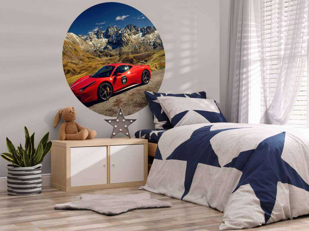 Ferrari 458 met alpentoppen