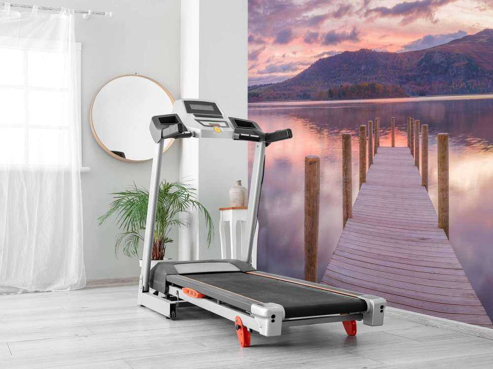 Steiger met zonsondergang