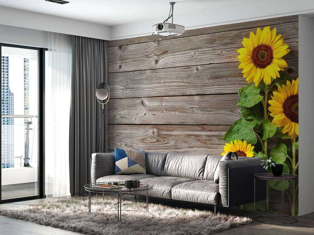 Zonnebloemen en hout