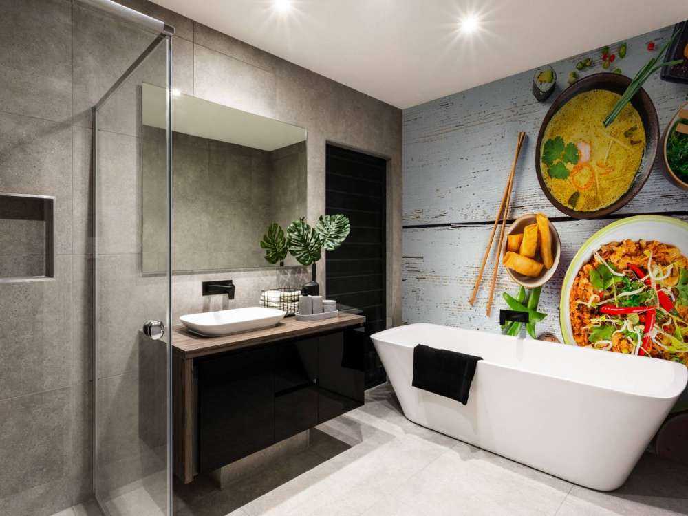 Aziatische gerechten op een houten tafel