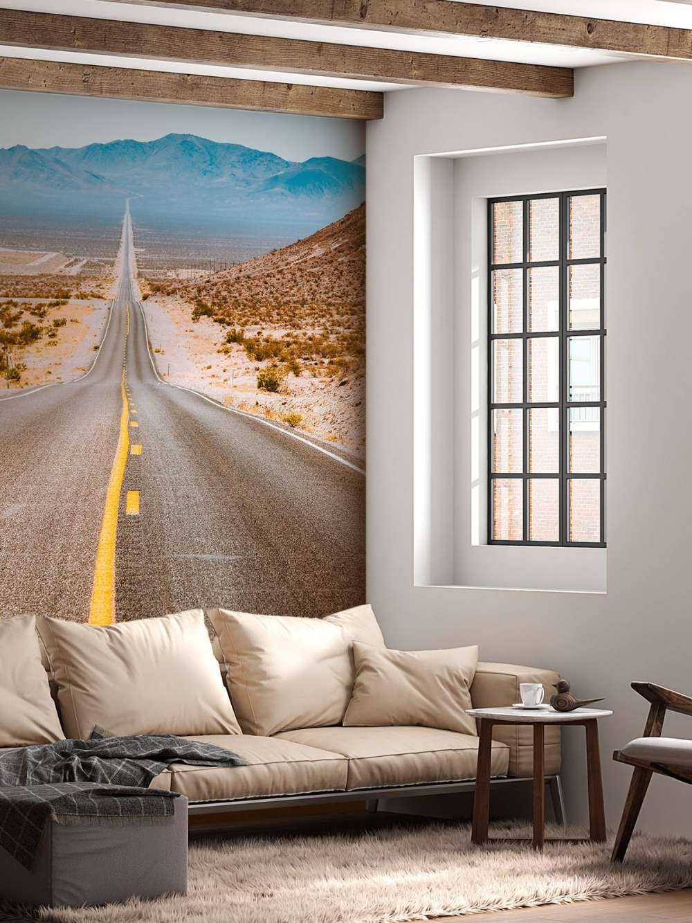 Snelweg door een woestijn