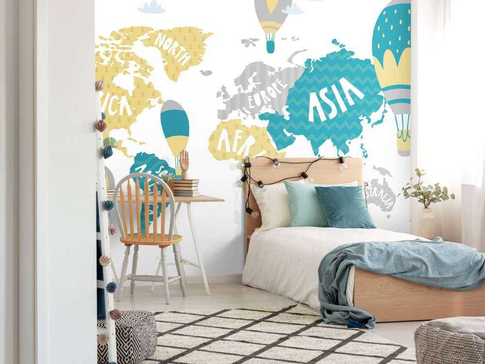 Wereldkaart met luchtballonnen