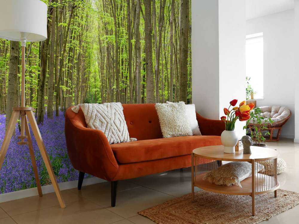 Bandensporen door het bos