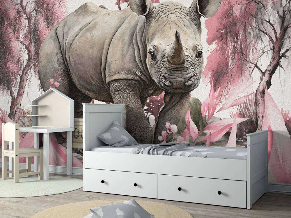 Baby neushoorn op de savanne roze