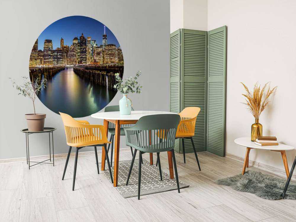 Lower Manhattan vanaf een oude pier in Brooklyn