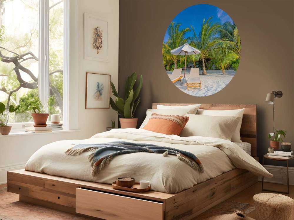 Zonnebaden op het witte strand