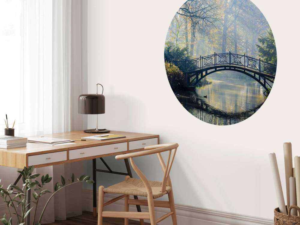 Oude brug in de herfst