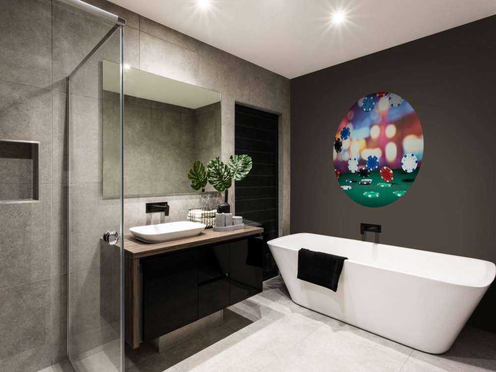 Pokerchips op een pokertafel