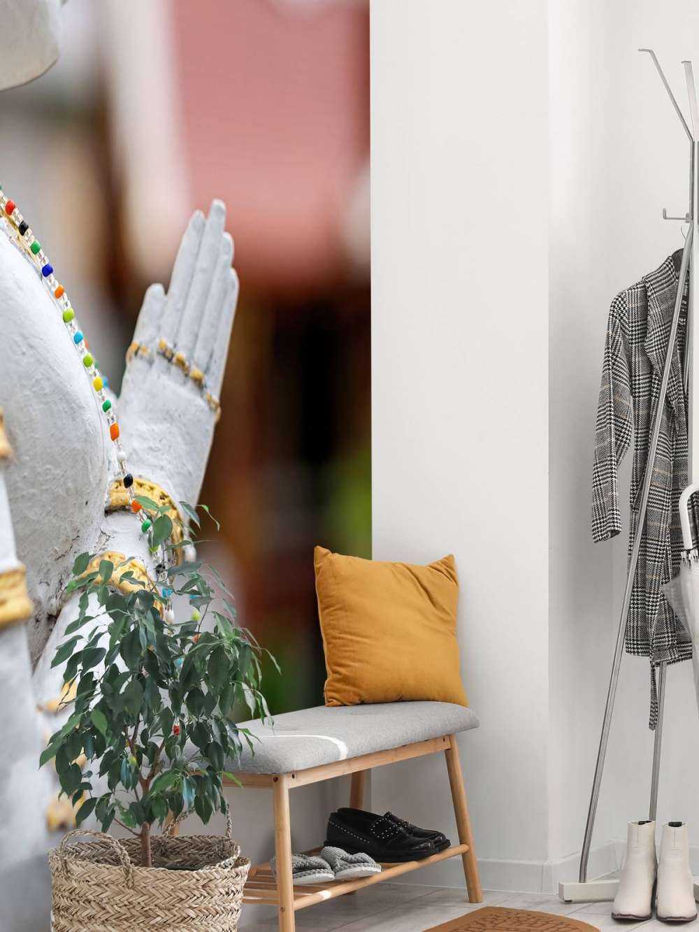 Wit met gouden boeddha  Tempelcomplex Bangkok  (Thailand)