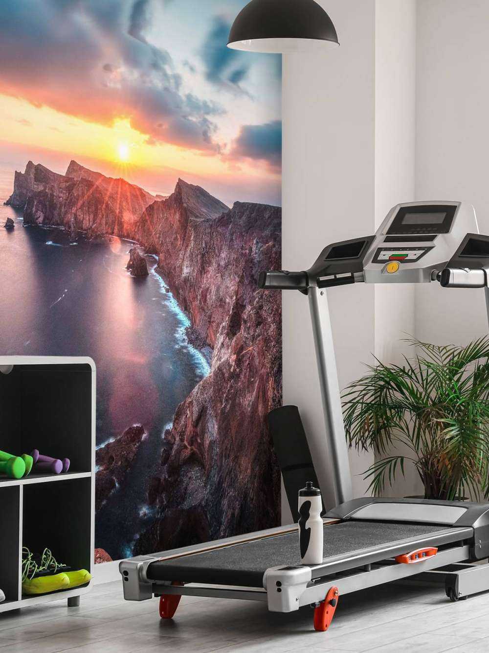 Zonsondergang boven rotskust