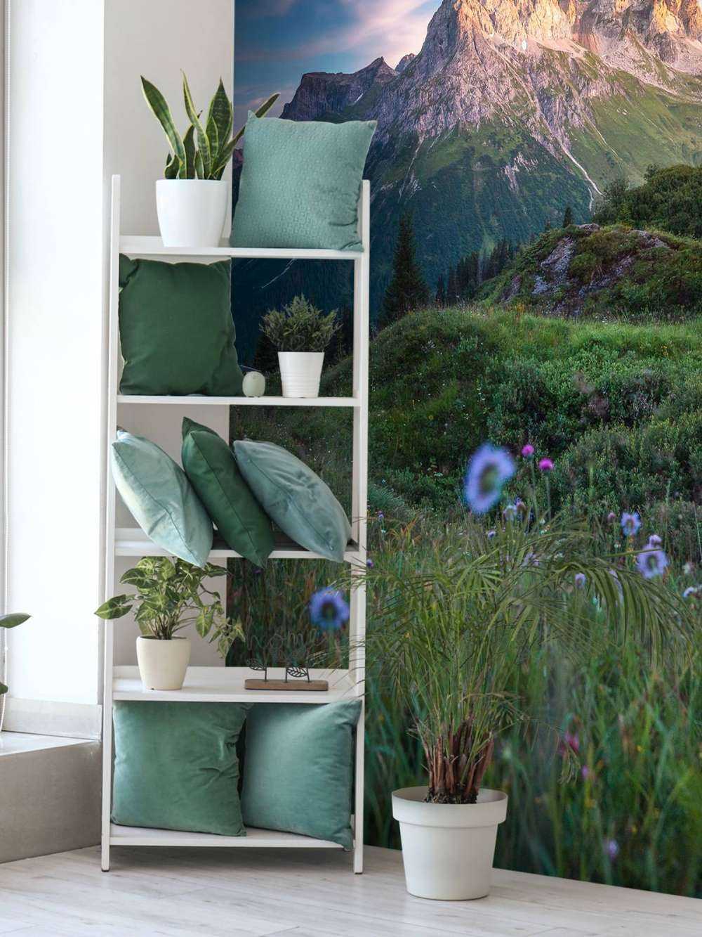 Avondlicht over bloemenvallei