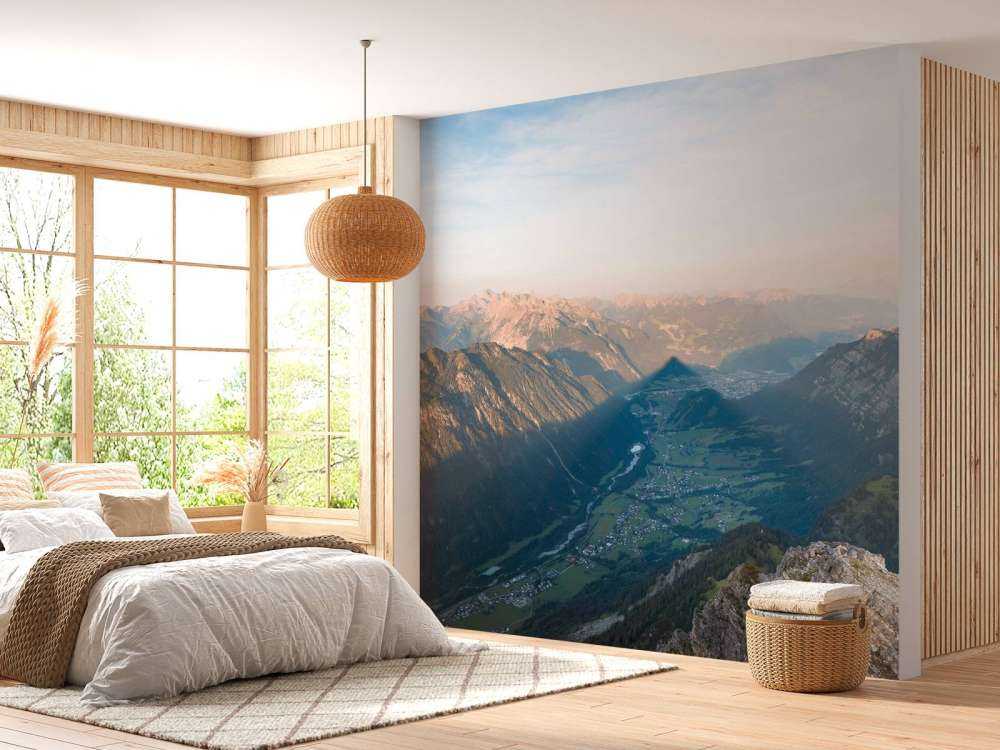 Valleischaduw in ochtendgloed