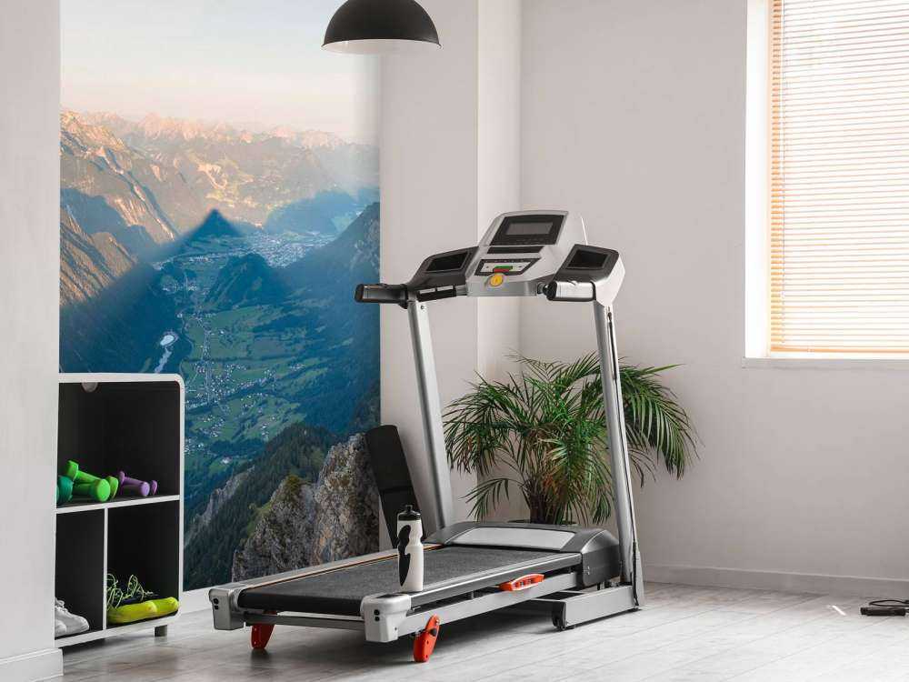 Valleischaduw in ochtendgloed