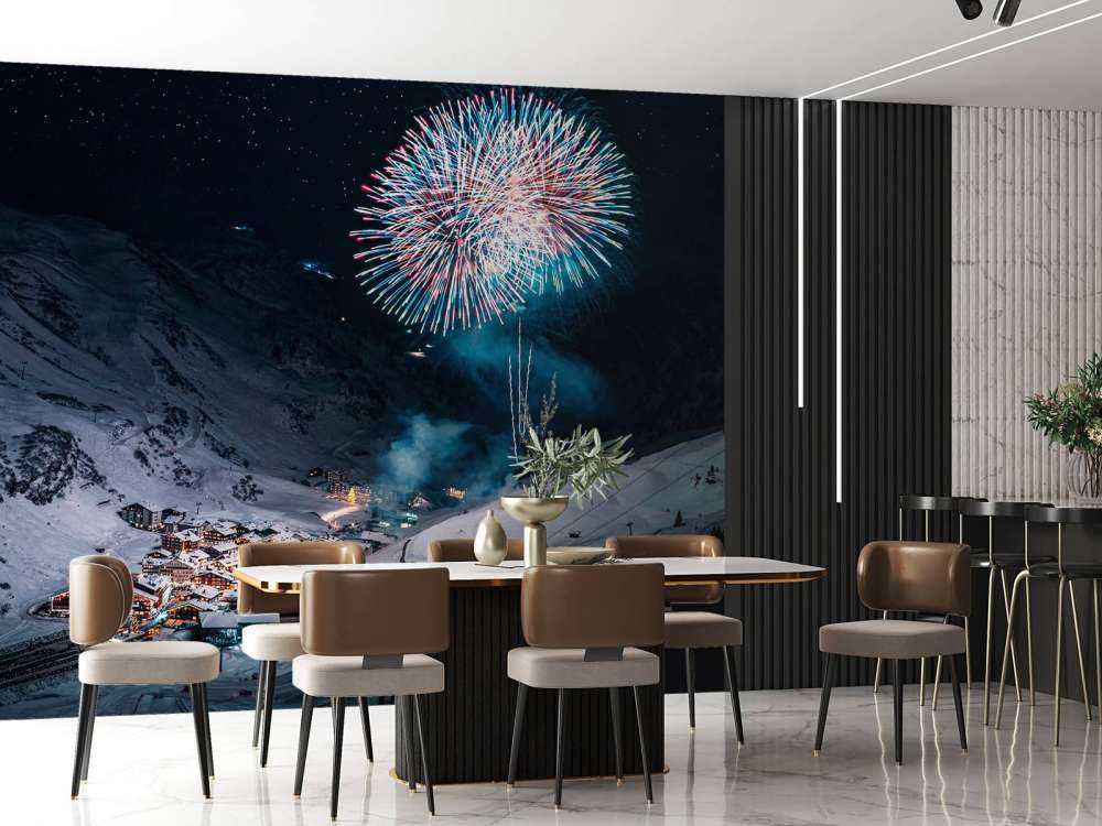 Vuurwerk boven winters bergdorp