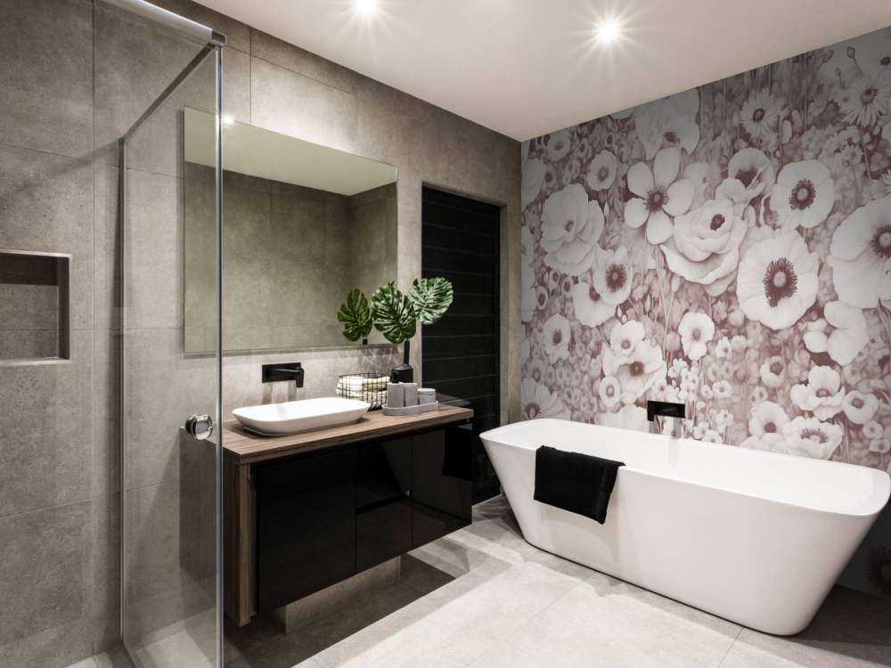 Poppy Tale Monochrome Bordeaux