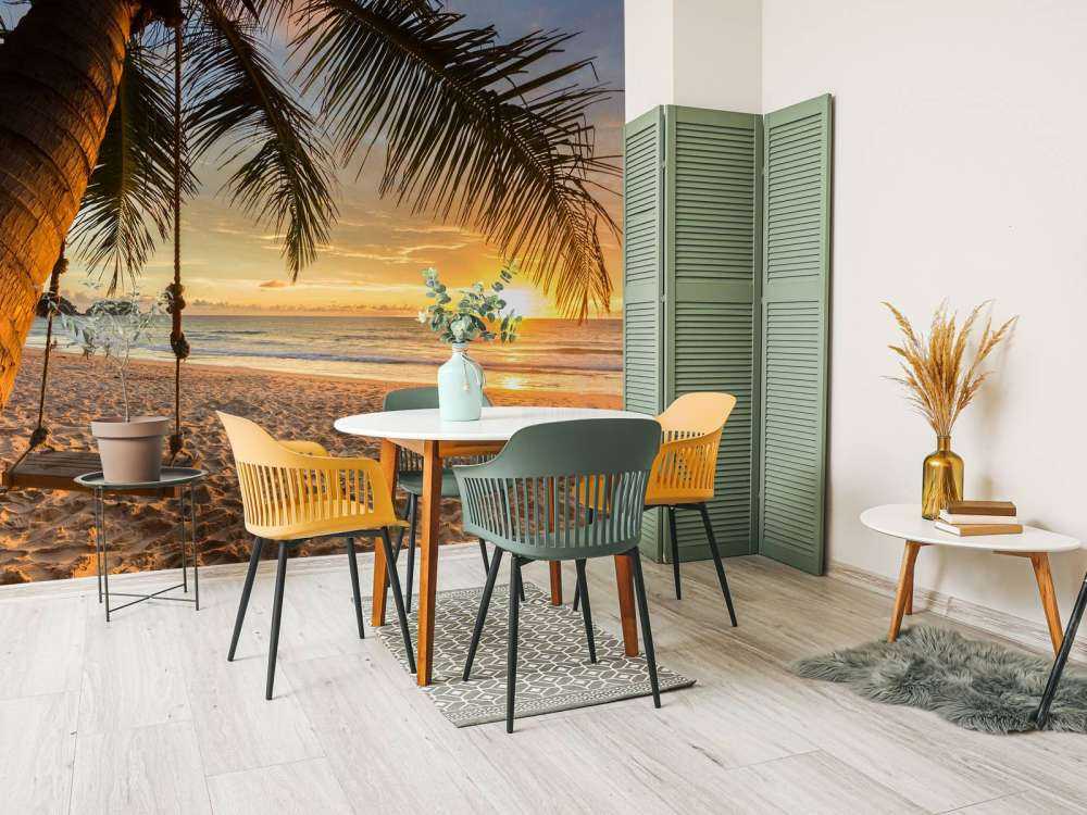 Palmboom bij zonsondergang