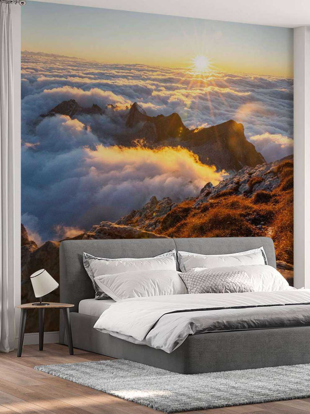 Zonlicht boven wolkenzee