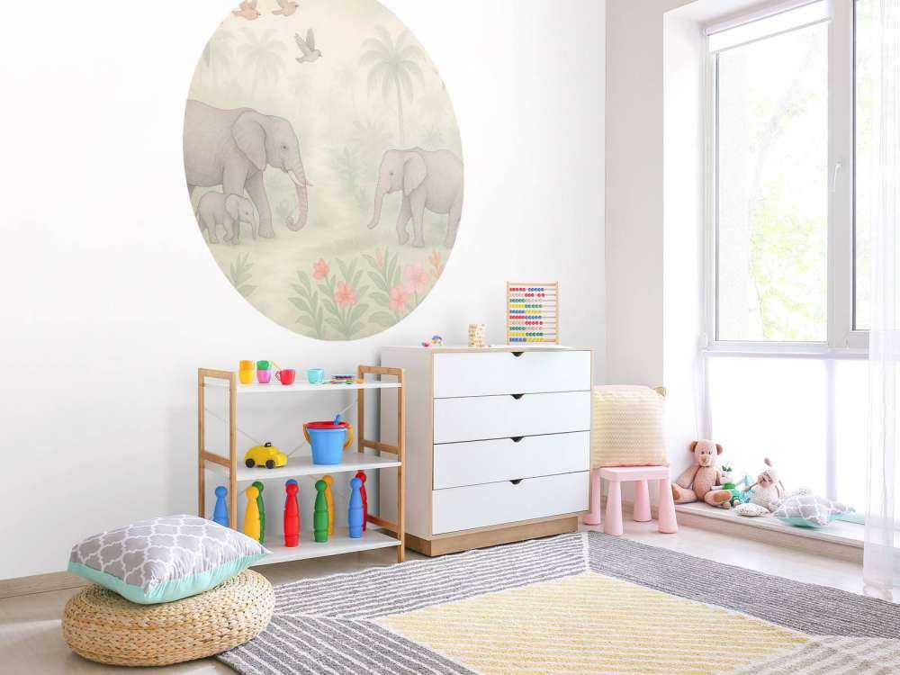 Olifantenwandeling tussen tropenbloemen