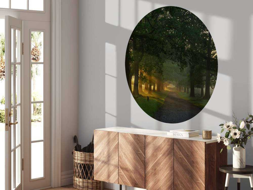 Oneindig pad met bomen