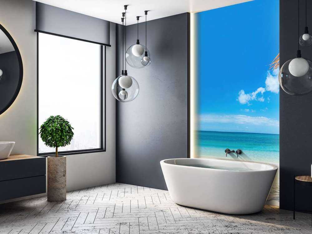 Ligstoelen op het strand