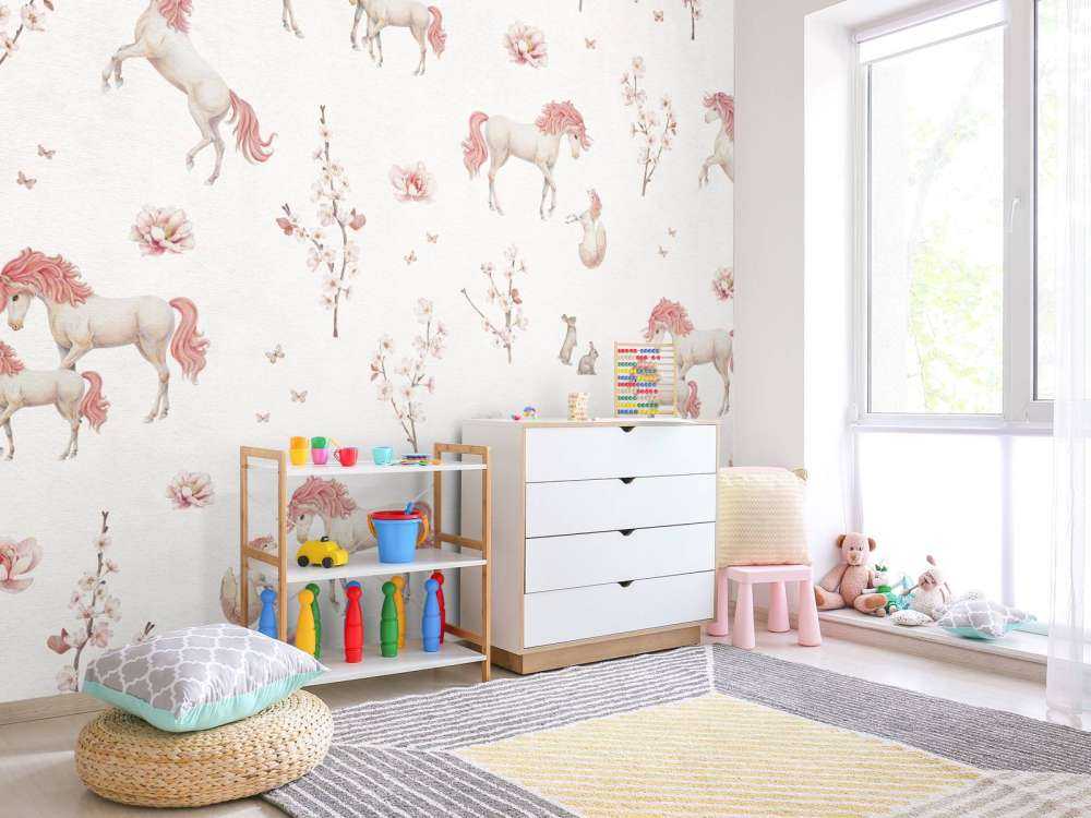 Unique Unicorn - White