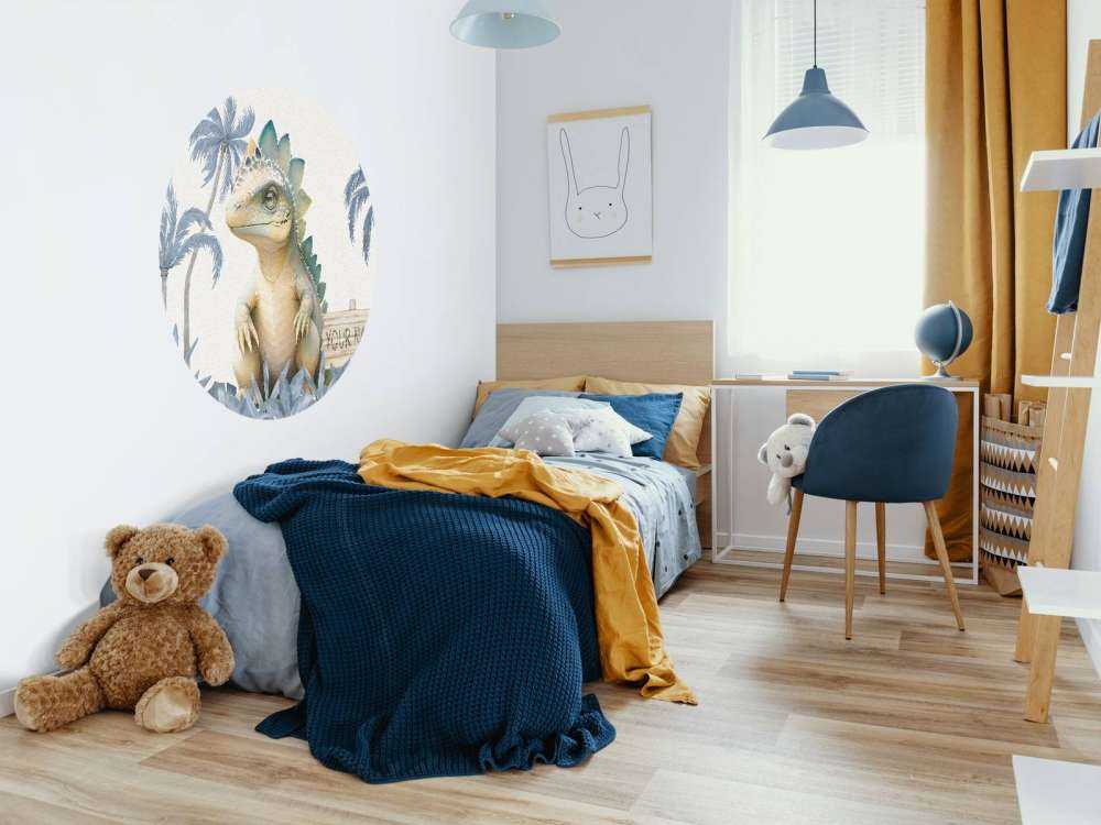 Baby stegosaurus in de jungle blauw