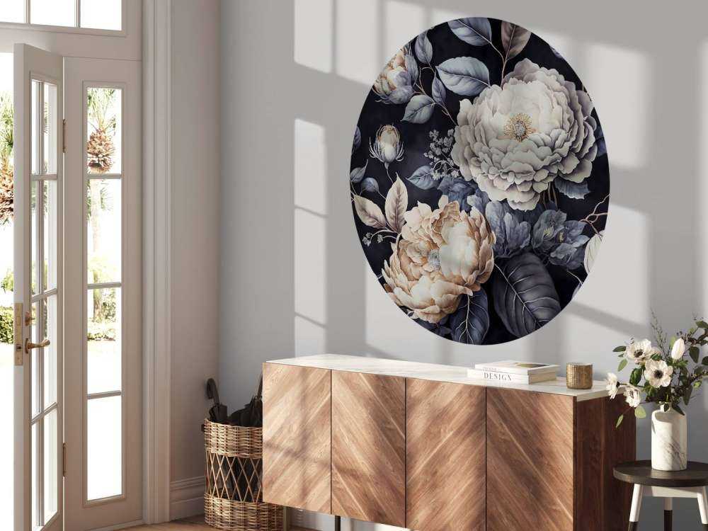 Moody baroque large floral