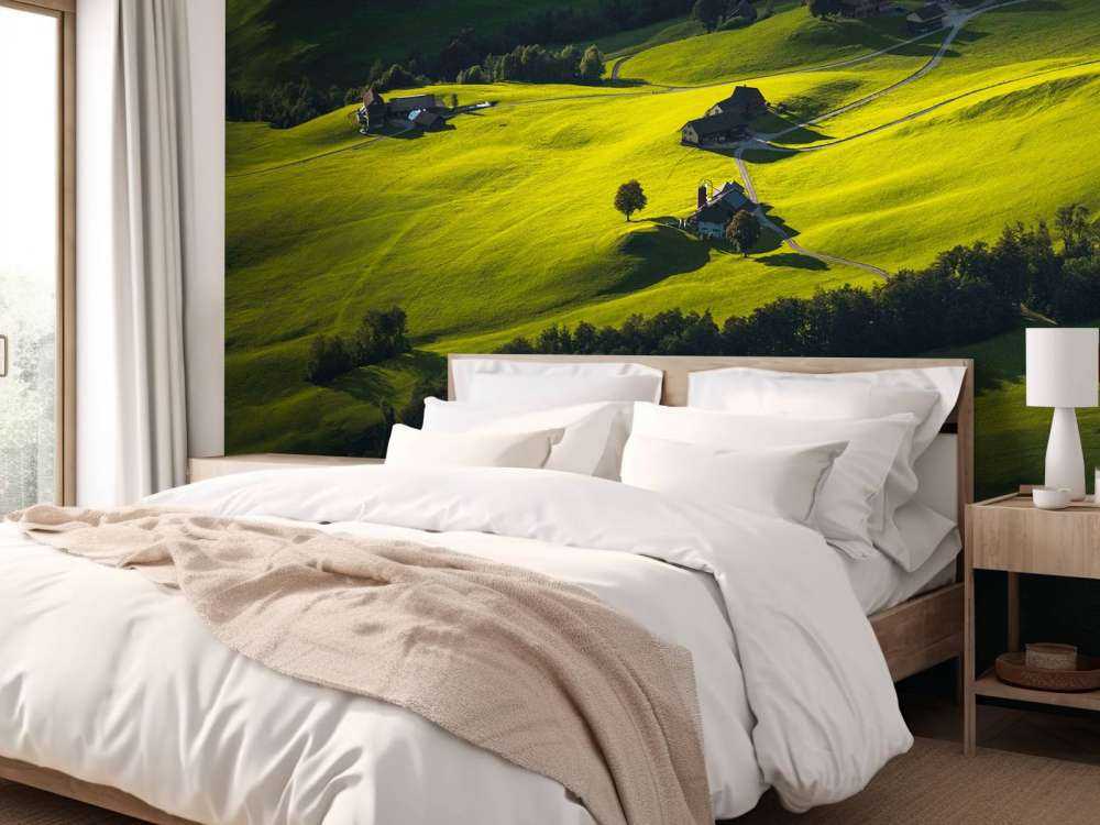 Glooiende heuvels bij avondlicht