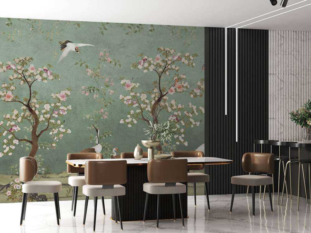 Sierlijke kraanvogels in bloesemlandschap