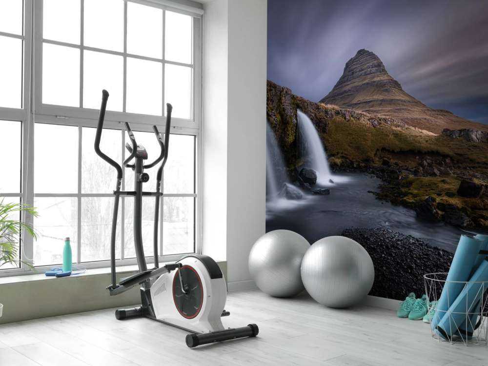 Kirkjufellsfoss falls