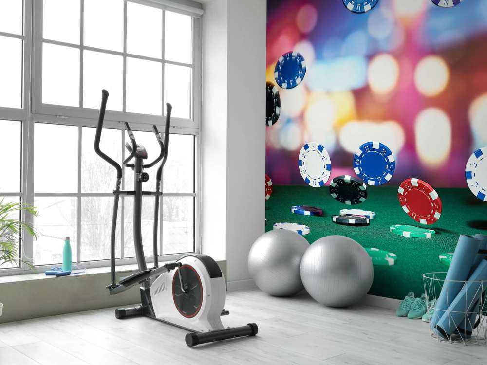 Pokerchips op een pokertafel