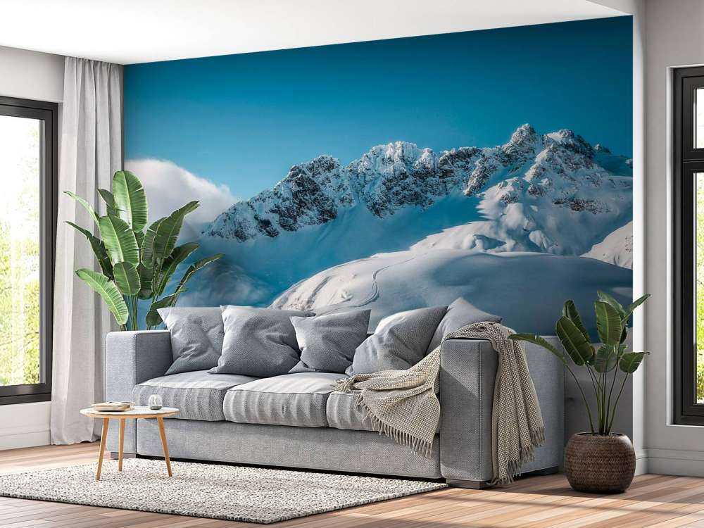 Verspoorde helling in alpine stilte