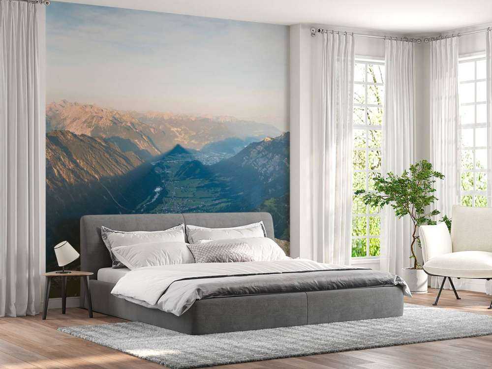 Valleischaduw in ochtendgloed