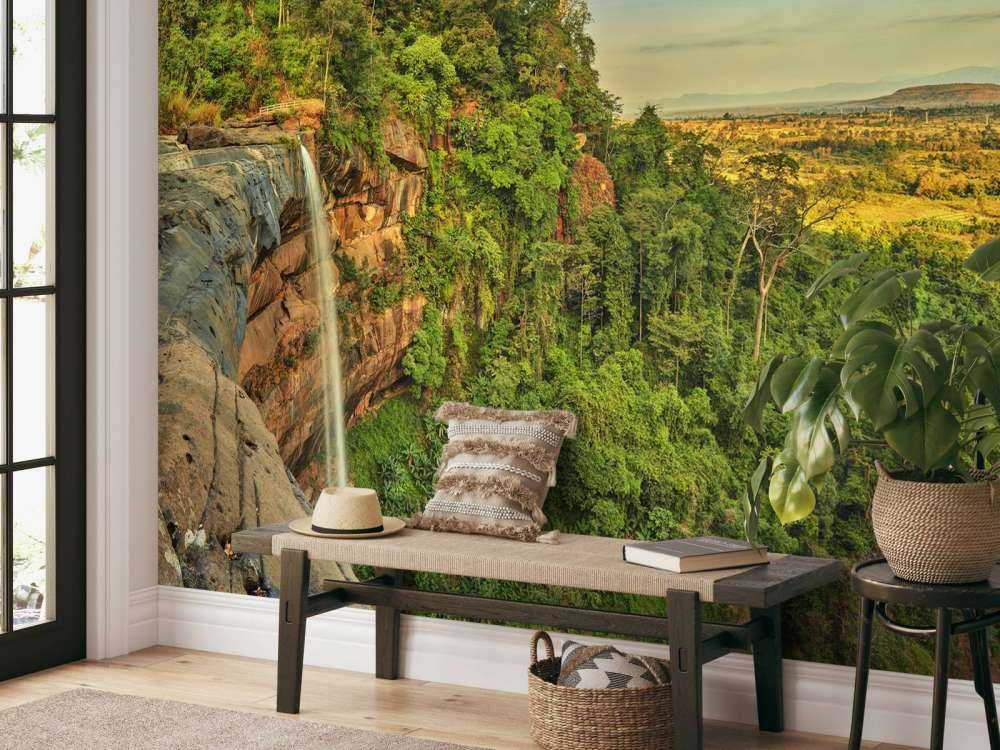 Waterval bij een klif