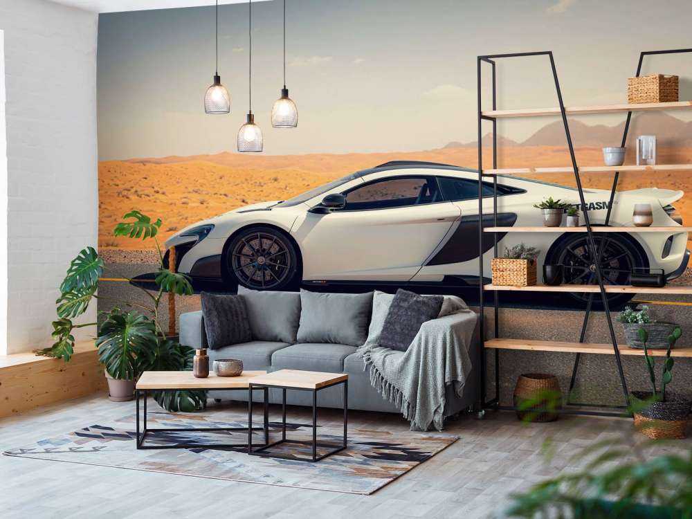 McLaren 675LT in de woestijn