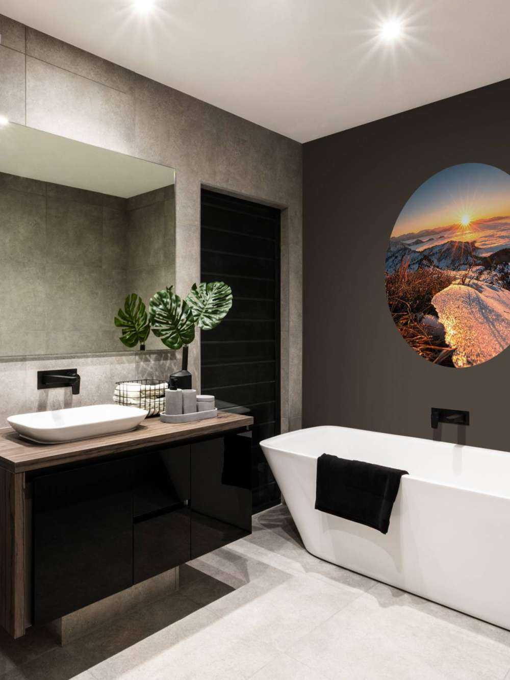 Ochtendzon op glinsterende bergweide