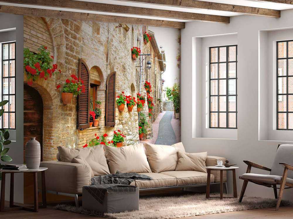 Italiaans straatje met veel bloemen