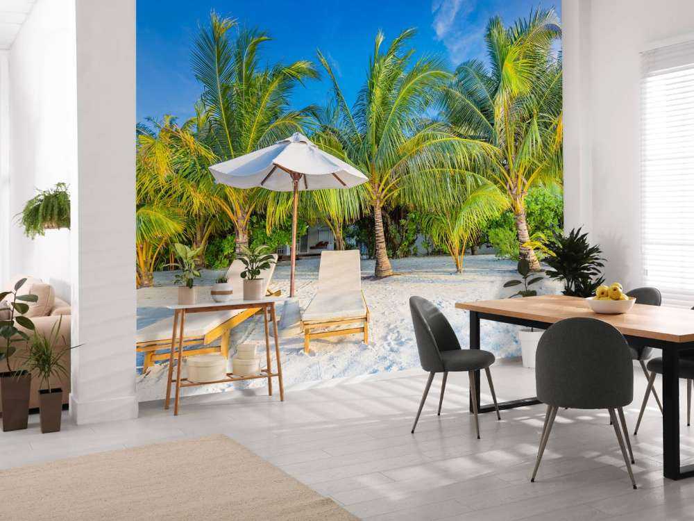 Zonnebaden op het witte strand