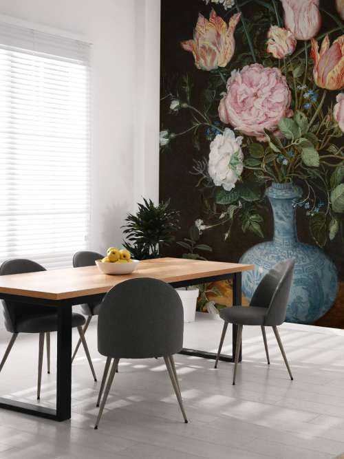Wan-Li-vaas met bloemen
