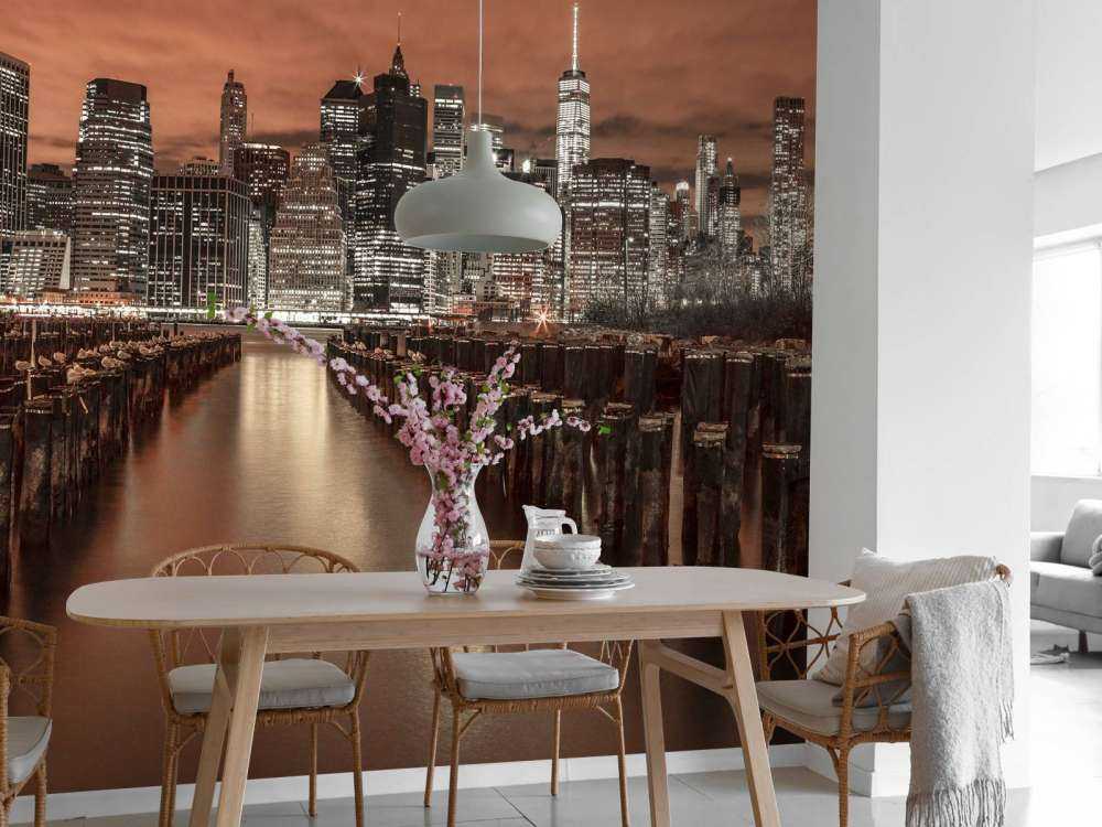 Manhattan skyline met golfbrekers